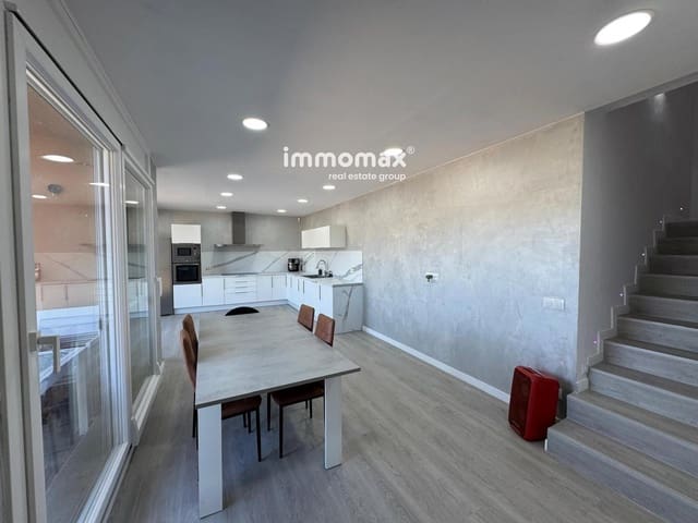 3 soveværelse Villa til salg i Vallirana med garage - € 452.000 (Ref: 9950343)