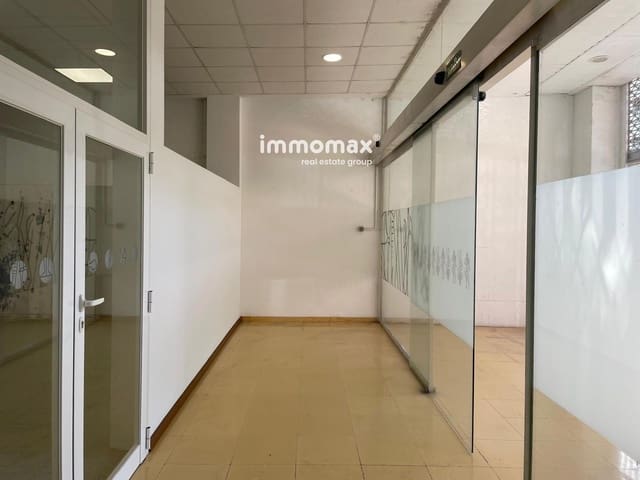 Commercieel te koop in Tortosa - € 350.000 (Ref: 9953065)