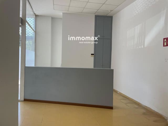 Commercieel te koop in Tortosa - € 350.000 (Ref: 9953065)