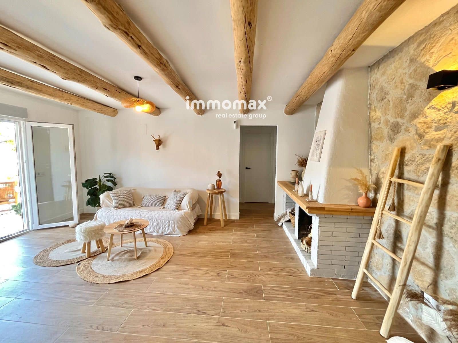 Chalet de 3 habitaciones en Vilanova i la Geltrú en venta con garaje - 357.000 € (Ref: 9956065)