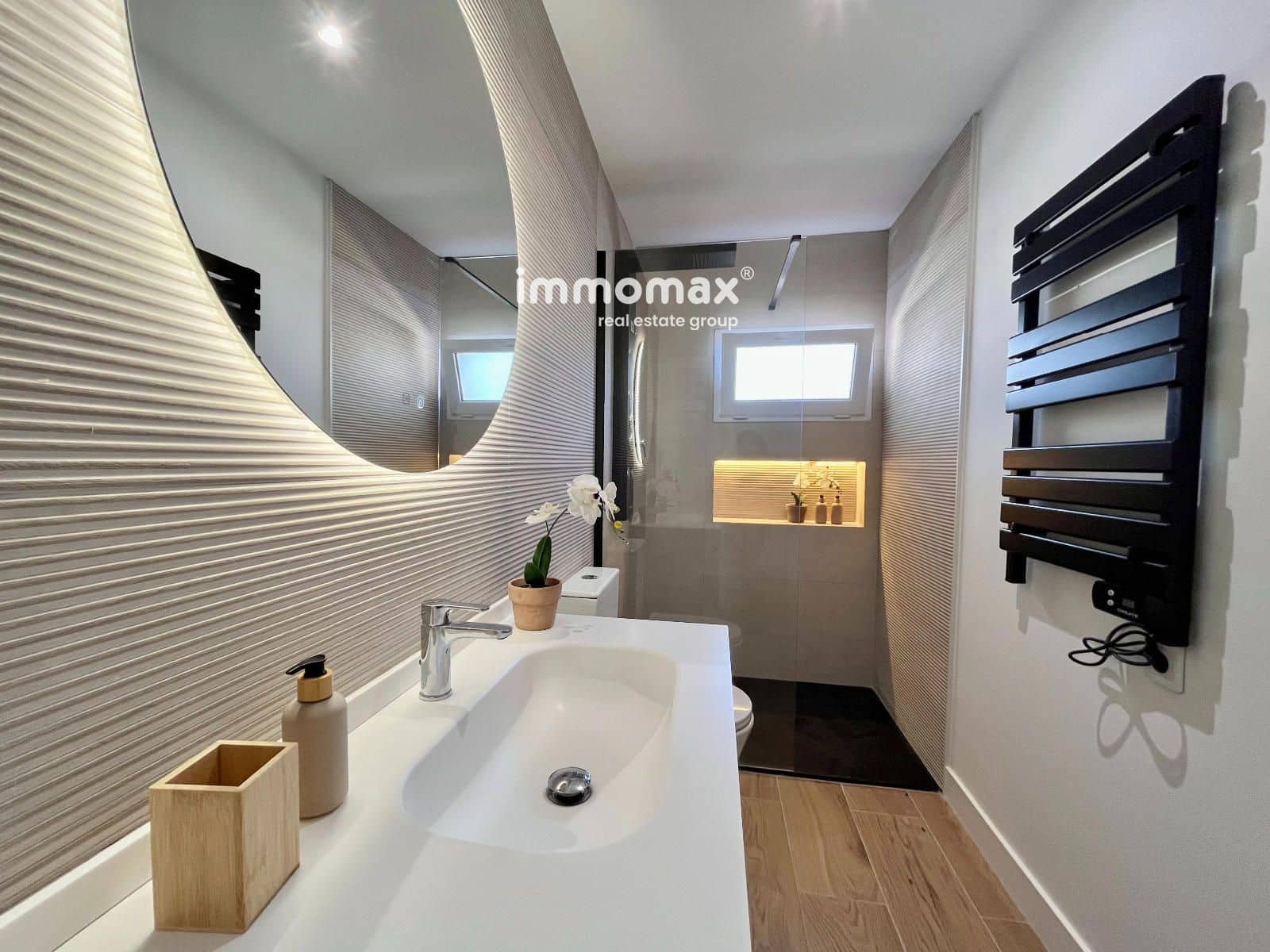 Chalet de 3 habitaciones en Vilanova i la Geltrú en venta con garaje - 357.000 € (Ref: 9956065)