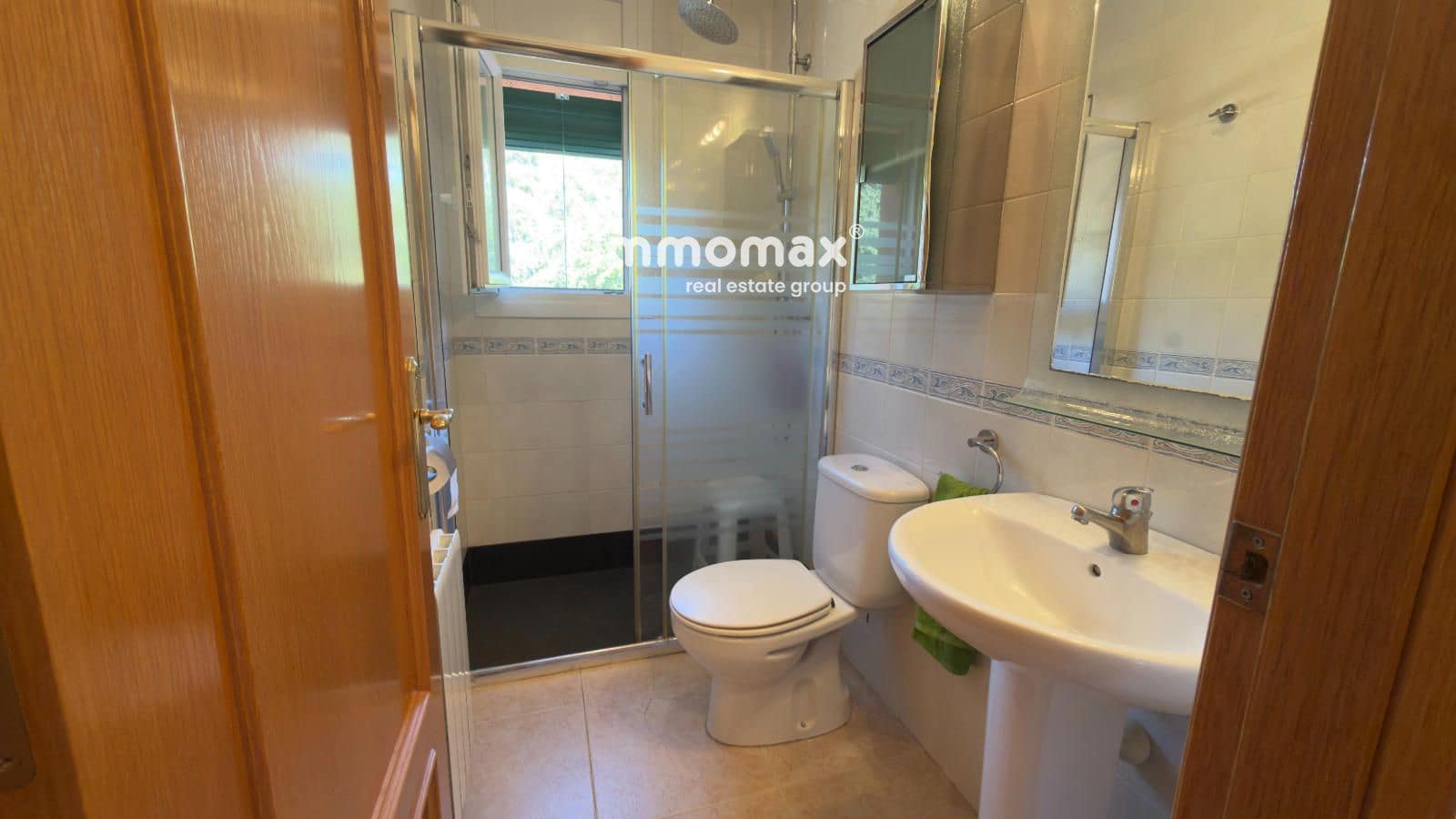 Chalet de 4 habitaciones en Bigues i Riells en venta con piscina garaje - 470.000 € (Ref: 9958553)