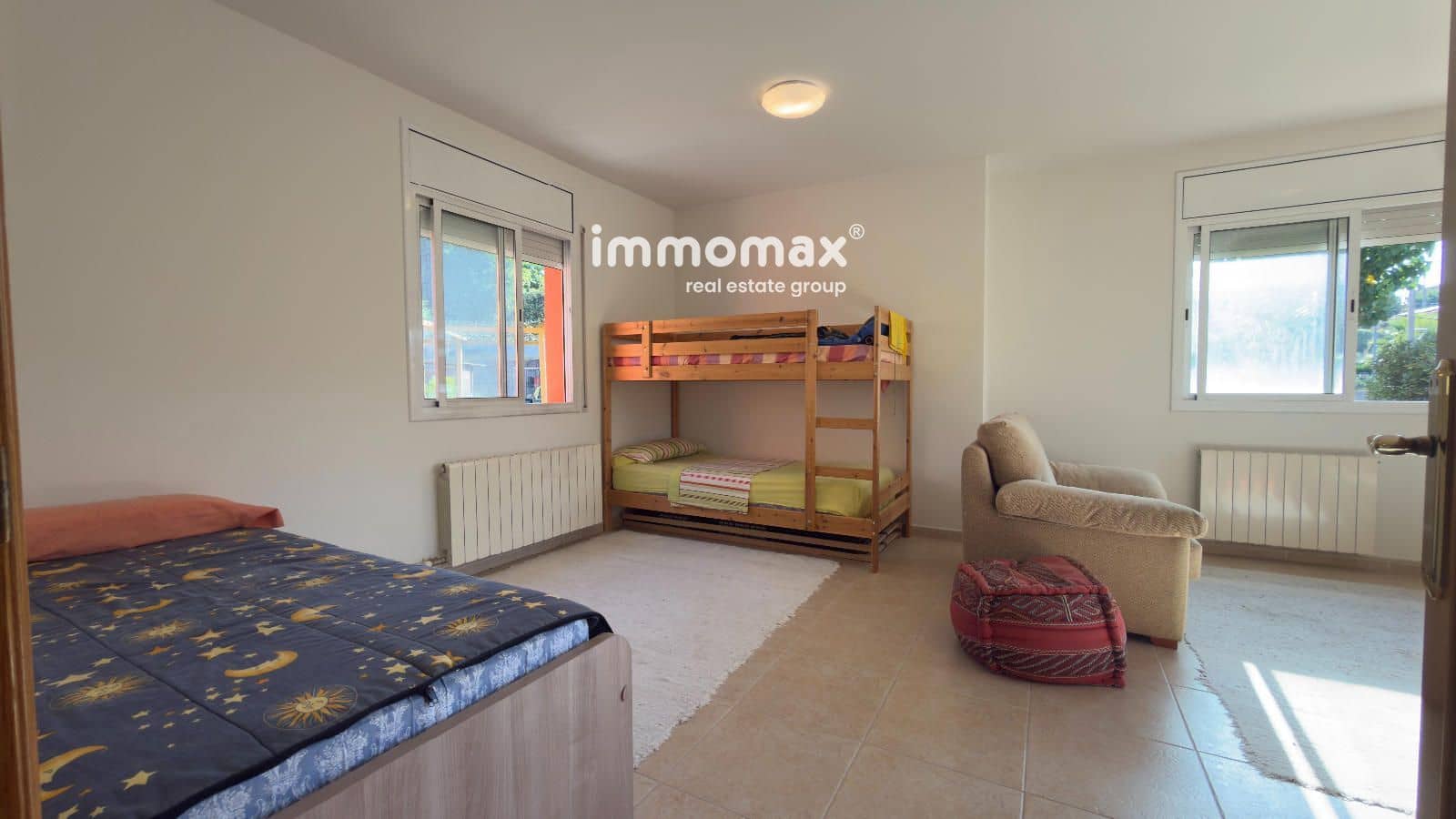 Chalet de 4 habitaciones en Bigues i Riells en venta con piscina garaje - 470.000 € (Ref: 9958553)