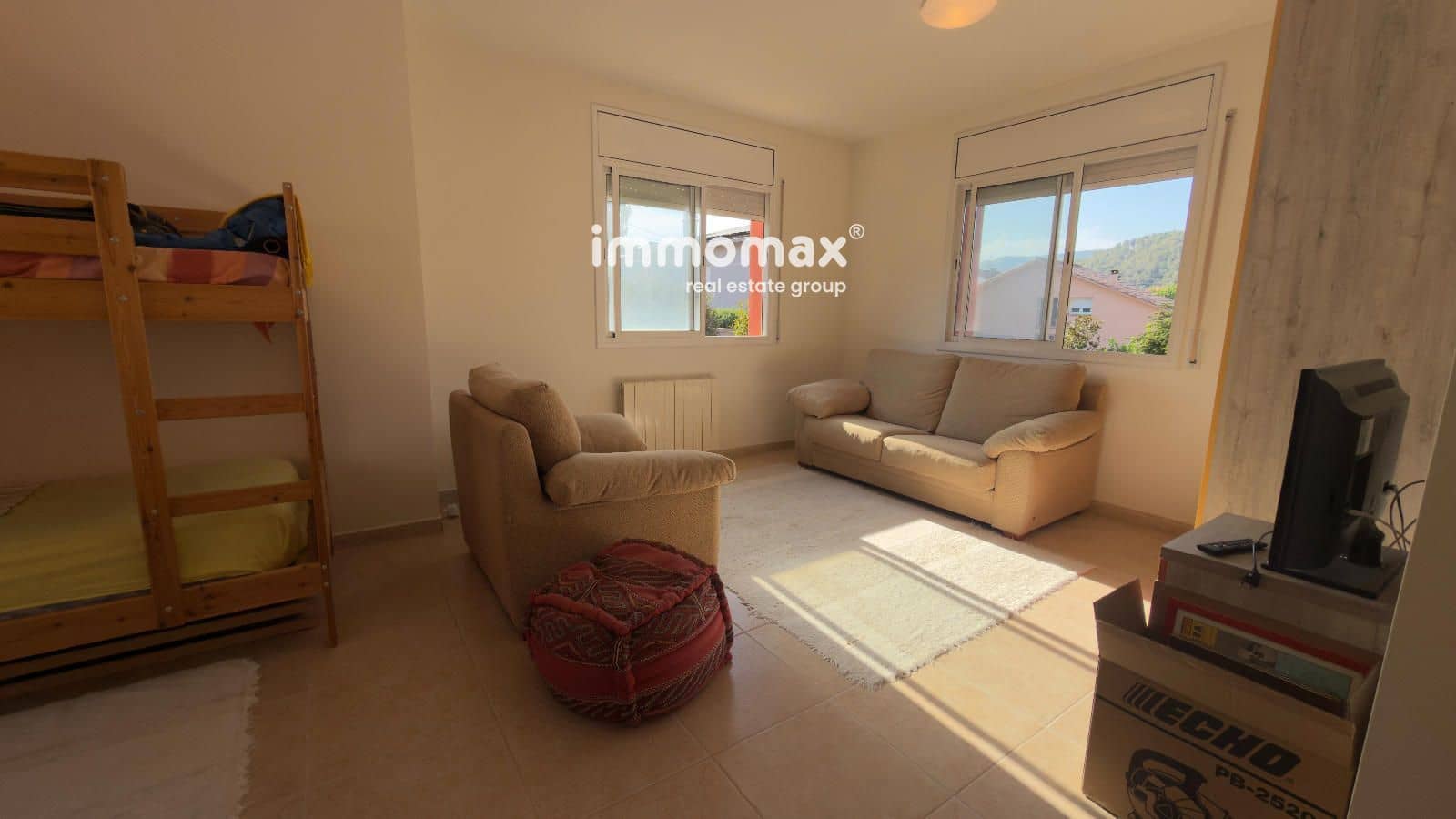 Chalet de 4 habitaciones en Bigues i Riells en venta con piscina garaje - 470.000 € (Ref: 9958553)