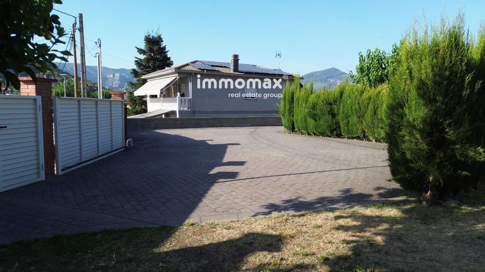 Chalet de 4 habitaciones en Bigues i Riells en venta con piscina garaje - 470.000 € (Ref: 9958553)