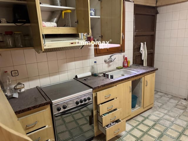 11 makuuhuone Omakotitalo myytävänä paikassa Santa Eulàlia de Ronçana - 390 000 € (Ref: 9965690)