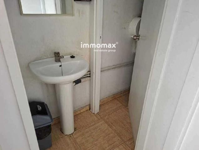 Erhverv til salg i Martorell - € 2.130.000 (Ref: 9965799)