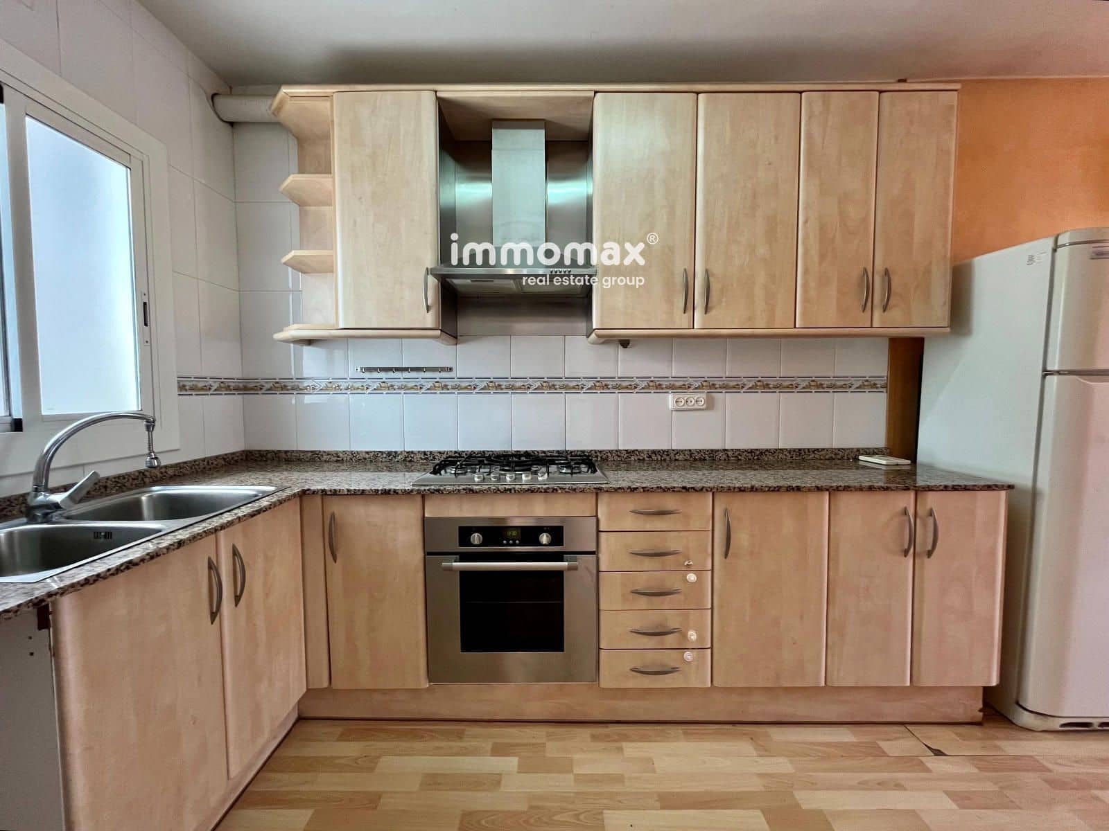 3 bedroom Flat for sale in Vilanova i la Geltru - € 239,000 (Ref: 9973670)