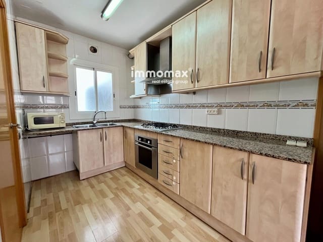 3 slaapkamer Flat te koop in Vilanova i la Geltrú - € 239.000 (Ref: 9973670)