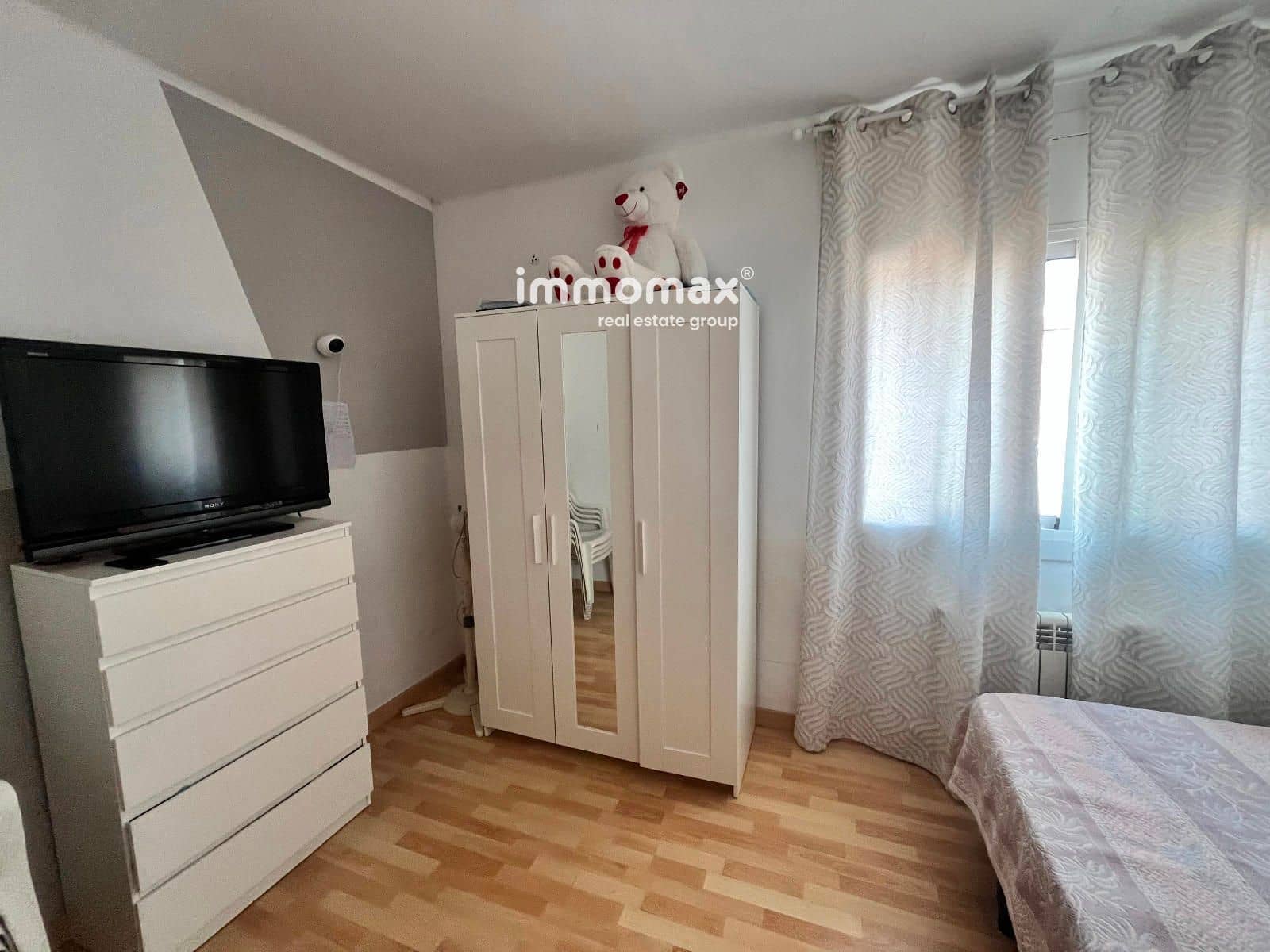 3 bedroom Flat for sale in Vilanova i la Geltru - € 239,000 (Ref: 9973670)