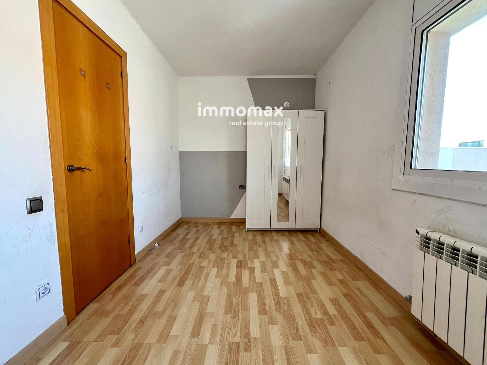 3 bedroom Flat for sale in Vilanova i la Geltru - € 239,000 (Ref: 9973670)