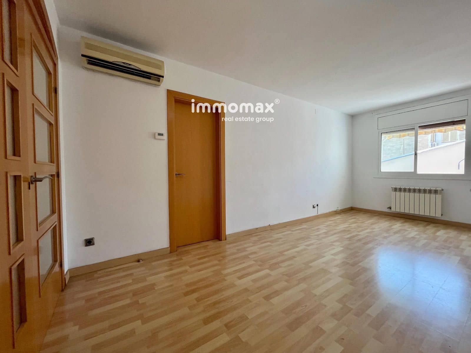 3 bedroom Flat for sale in Vilanova i la Geltru - € 239,000 (Ref: 9973670)