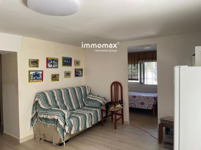 6 slaapkamer Villa te koop in Tortosa - € 126.000 (Ref: 9973826)