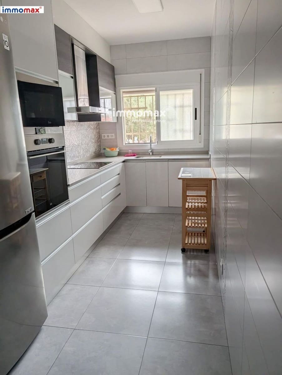 4 makuuhuone Asunto myytävänä paikassa Sant Boi de Llobregat - 360 000 € (Ref: 9985679)