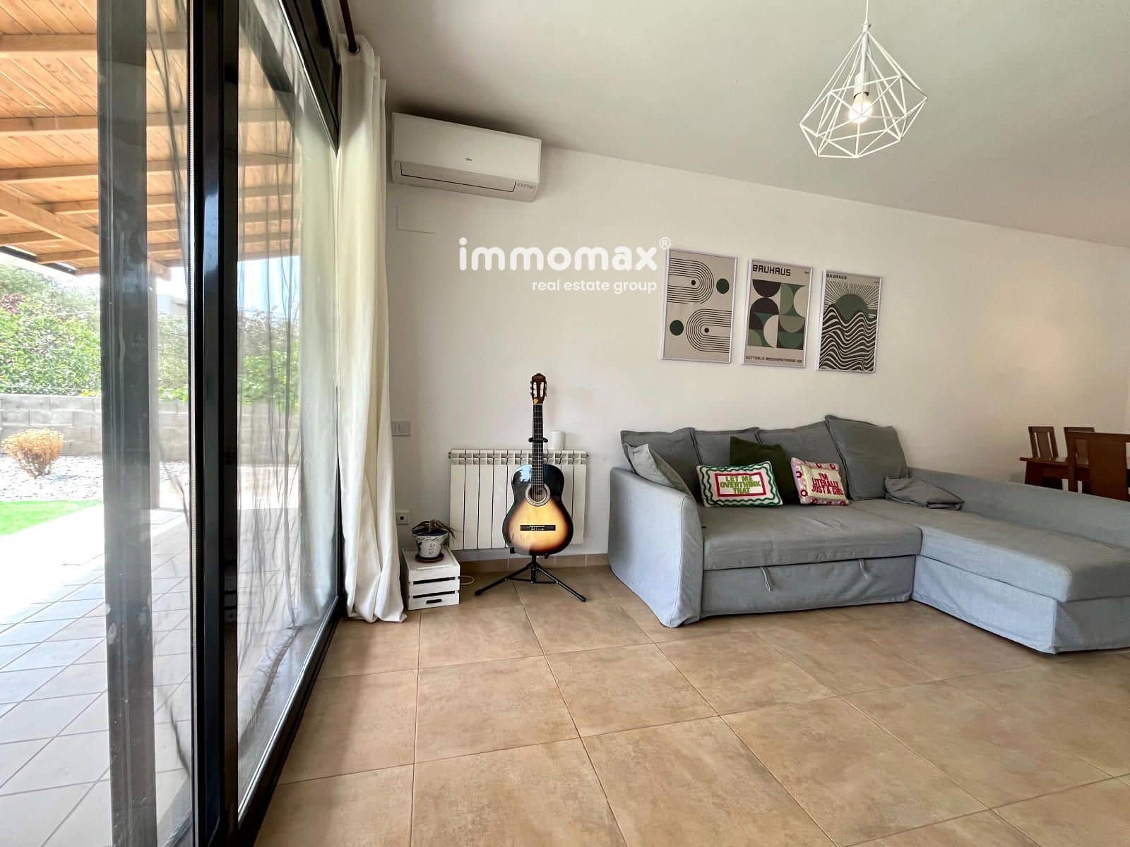 3 sovrum Villa till salu i Barcelona stad med garage - 399 000 € (Ref: 9987159)