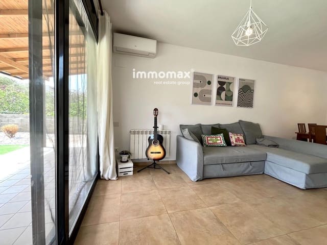 3 soveværelse Villa til salg i Vilanova i la Geltrú med garage - € 399.000 (Ref: 9987159)