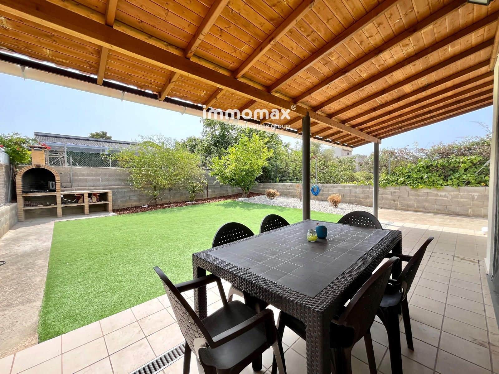 3 sovrum Villa till salu i Barcelona stad med garage - 399 000 € (Ref: 9987159)