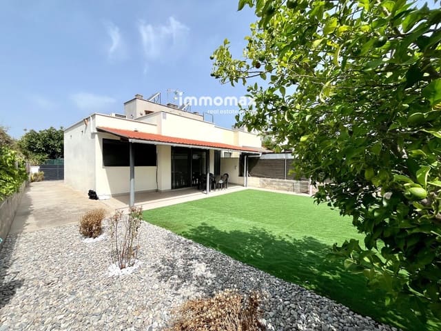 3 soveværelse Villa til salg i Vilanova i la Geltrú med garage - € 399.000 (Ref: 9987159)