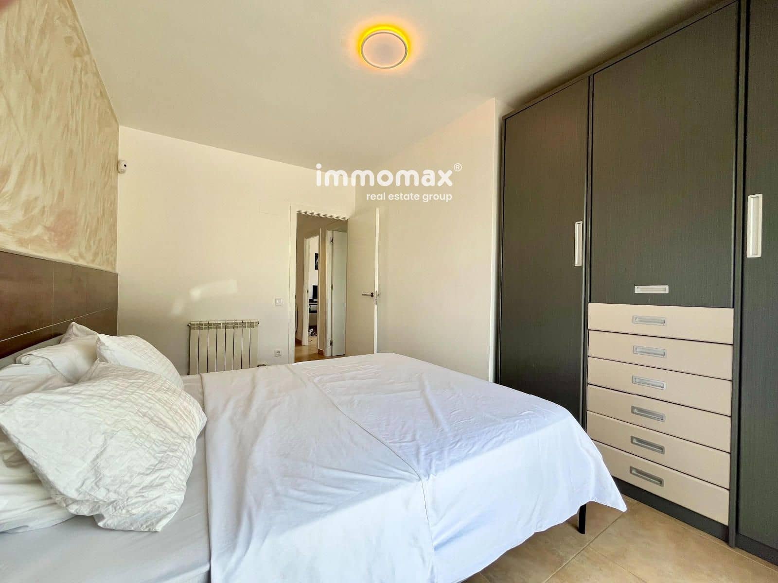 3 sovrum Villa till salu i Barcelona stad med garage - 399 000 € (Ref: 9987159)