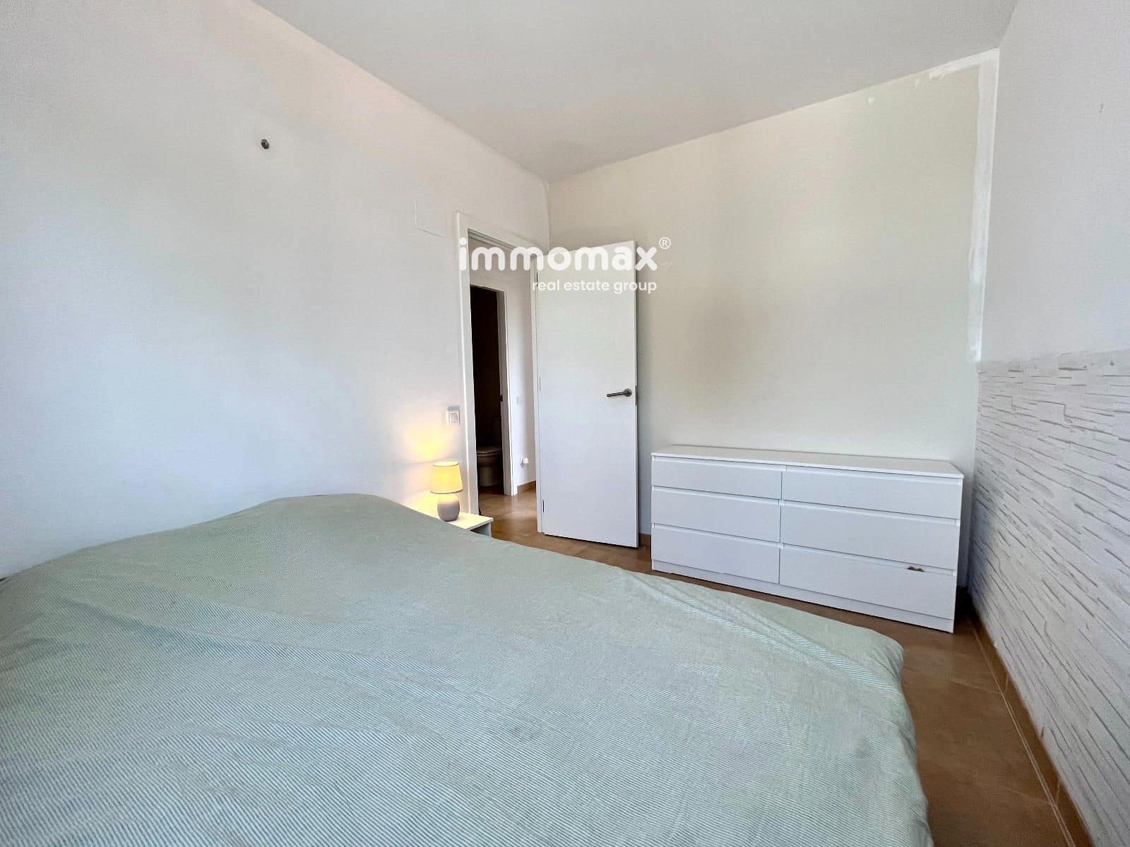 3 sovrum Villa till salu i Barcelona stad med garage - 399 000 € (Ref: 9987159)