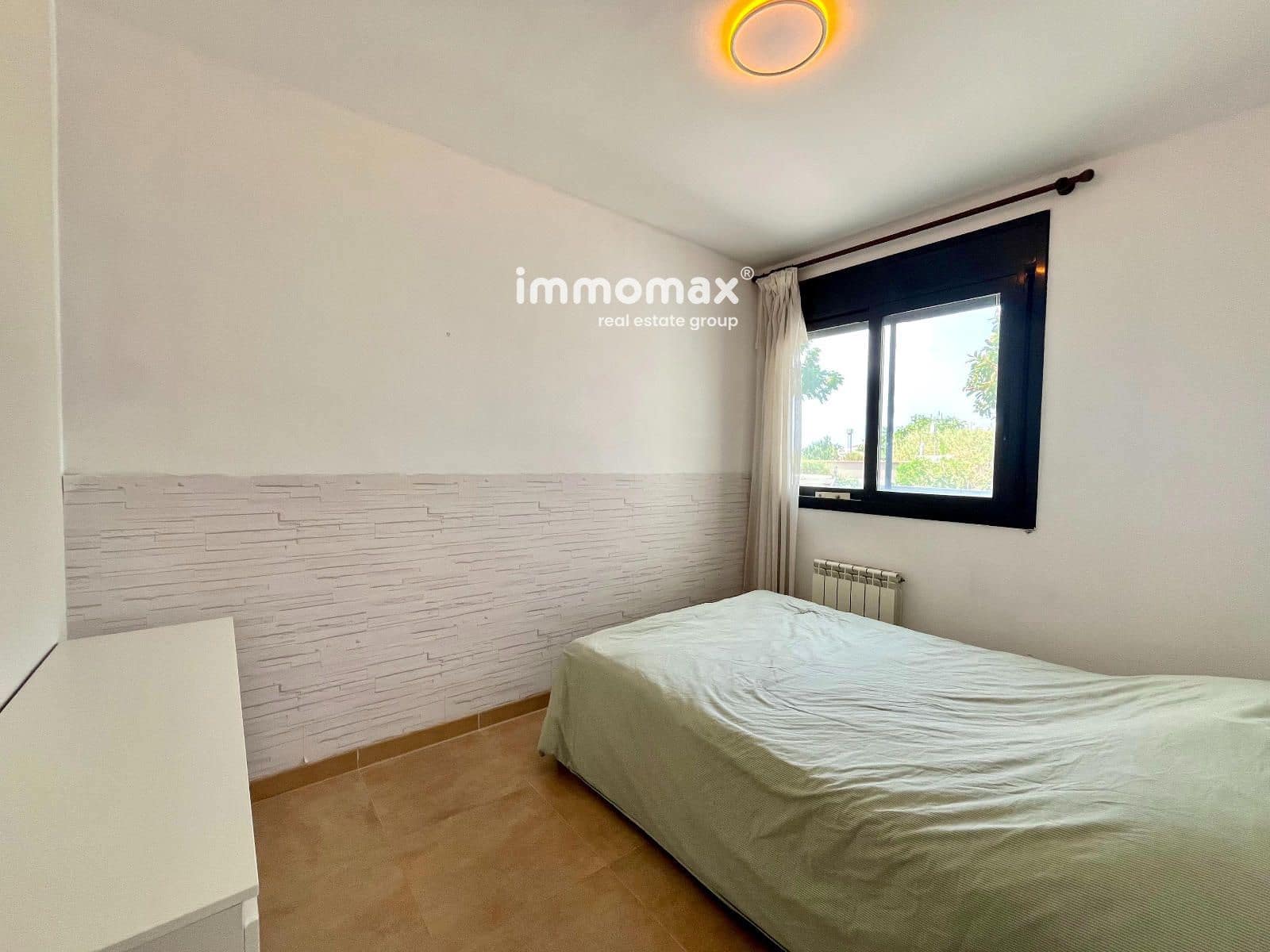 3 sovrum Villa till salu i Barcelona stad med garage - 399 000 € (Ref: 9987159)