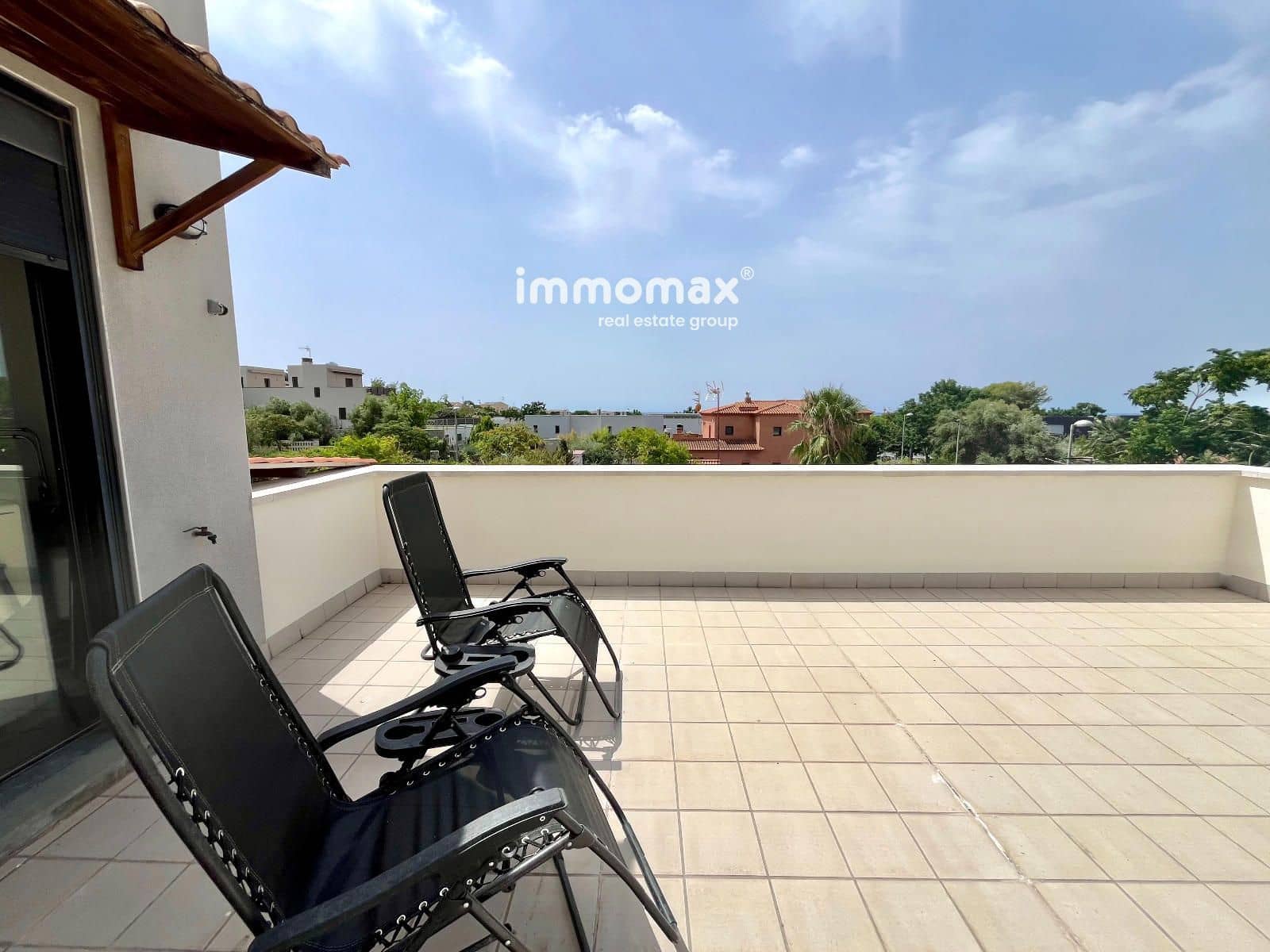 3 sovrum Villa till salu i Barcelona stad med garage - 399 000 € (Ref: 9987159)