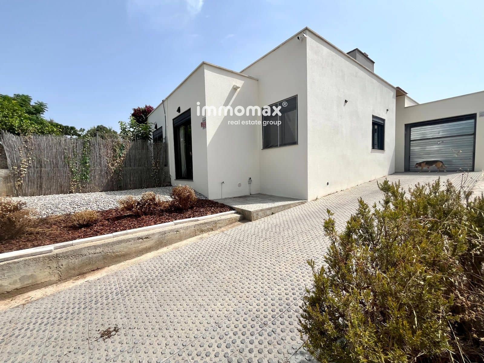 3 sovrum Villa till salu i Barcelona stad med garage - 399 000 € (Ref: 9987159)