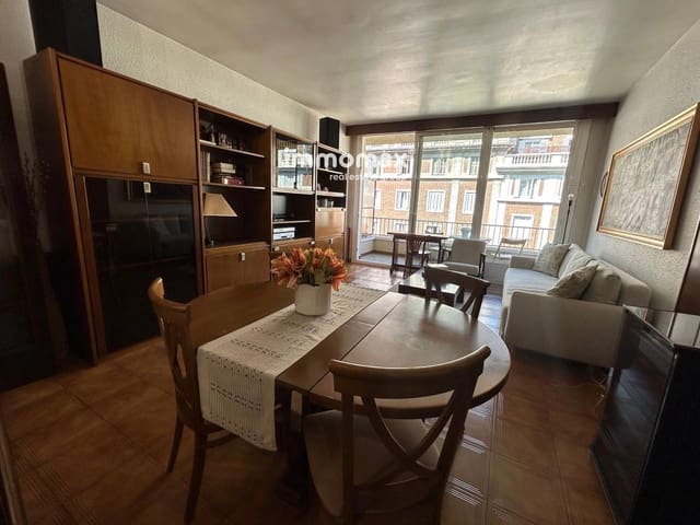 4 makuuhuone Asunto vuokrattavana paikassa Barcelona kaupunki - 1 900 € (Ref: 9995241)