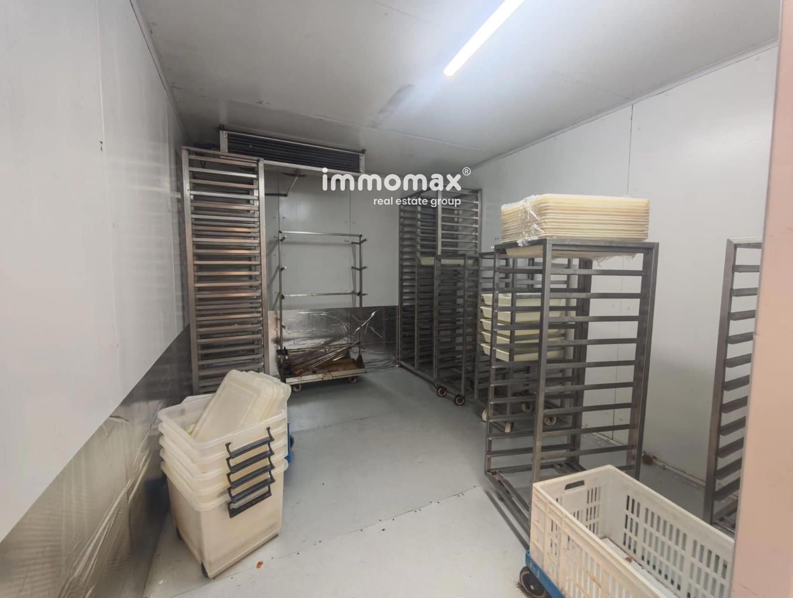 Gewerbe zu vermieten in Castelldefels - 1.700 € (Ref: 9996213)