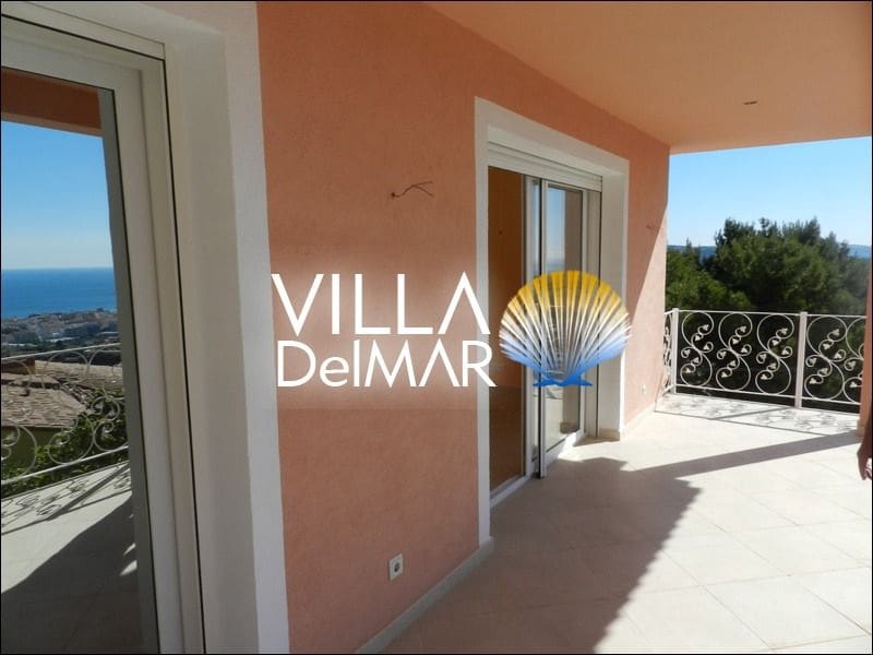 Chalet de 3 habitaciones en Calpe / Calp en venta con piscina garaje - 780.000 € (Ref: 5680867)