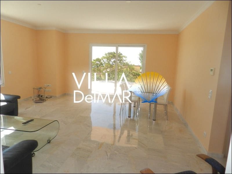 Chalet de 3 habitaciones en Calpe / Calp en venta con piscina garaje - 780.000 € (Ref: 5680867)