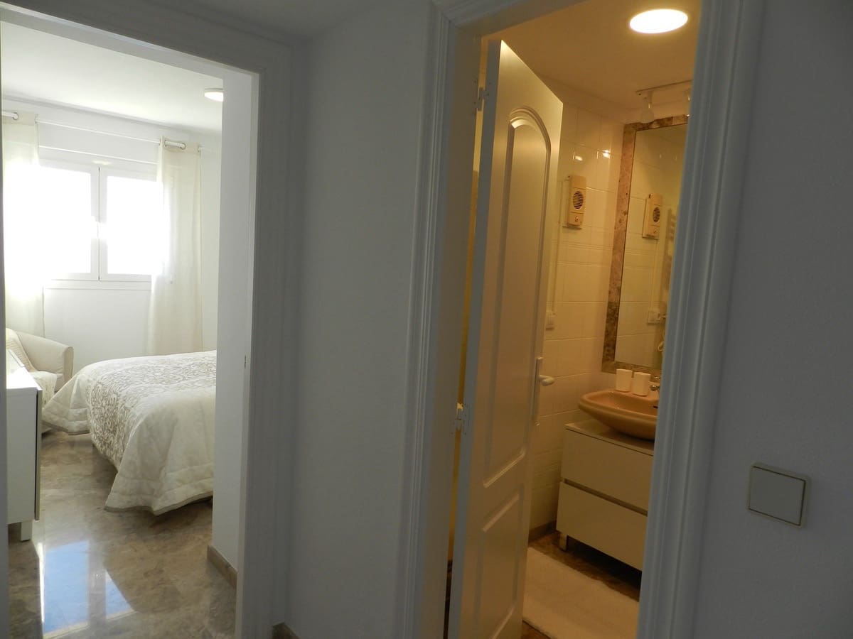 2 bedroom Beach Apartment for holiday rental in Calpe / Calp with pool garage - € 764 (Ref: 7409457)