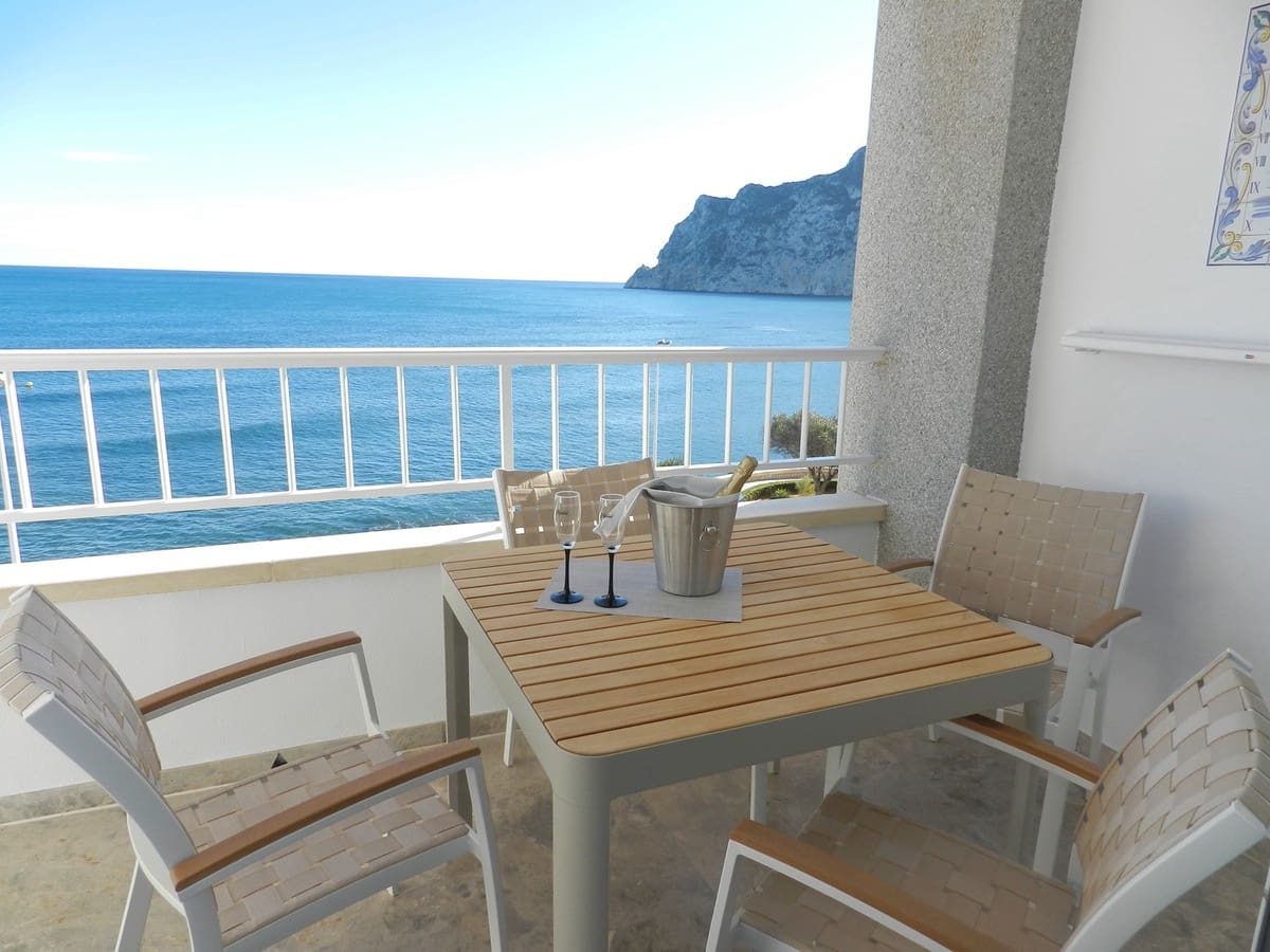 2 bedroom Beach Apartment for holiday rental in Calpe / Calp with pool garage - € 764 (Ref: 7409457)