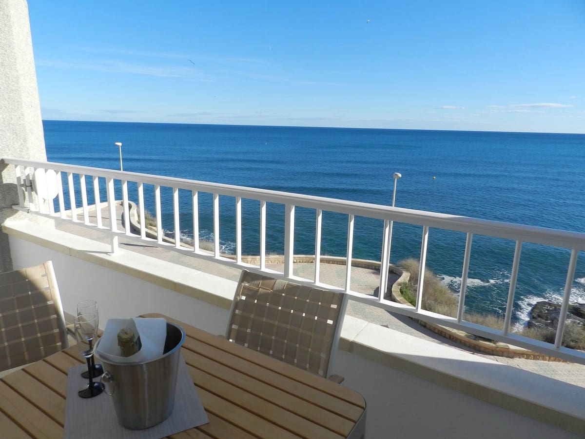 2 bedroom Beach Apartment for holiday rental in Calpe / Calp with pool garage - € 764 (Ref: 7409457)