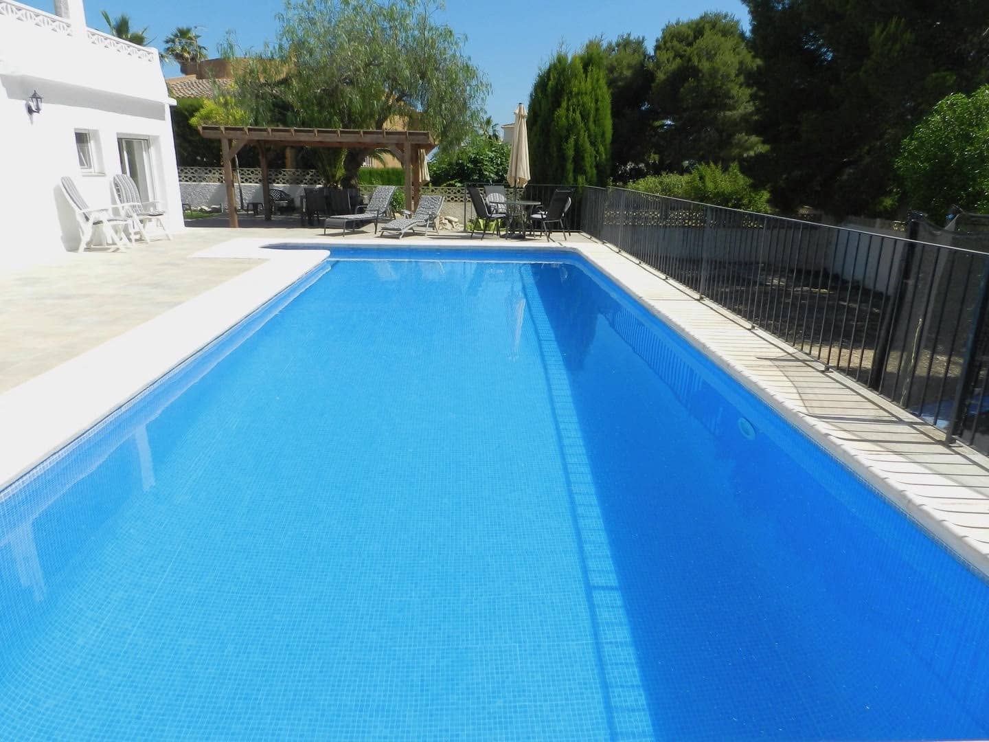 3 bedroom Villa for holiday rental in Calpe / Calp with pool garage - € 860 (Ref: 7433440)