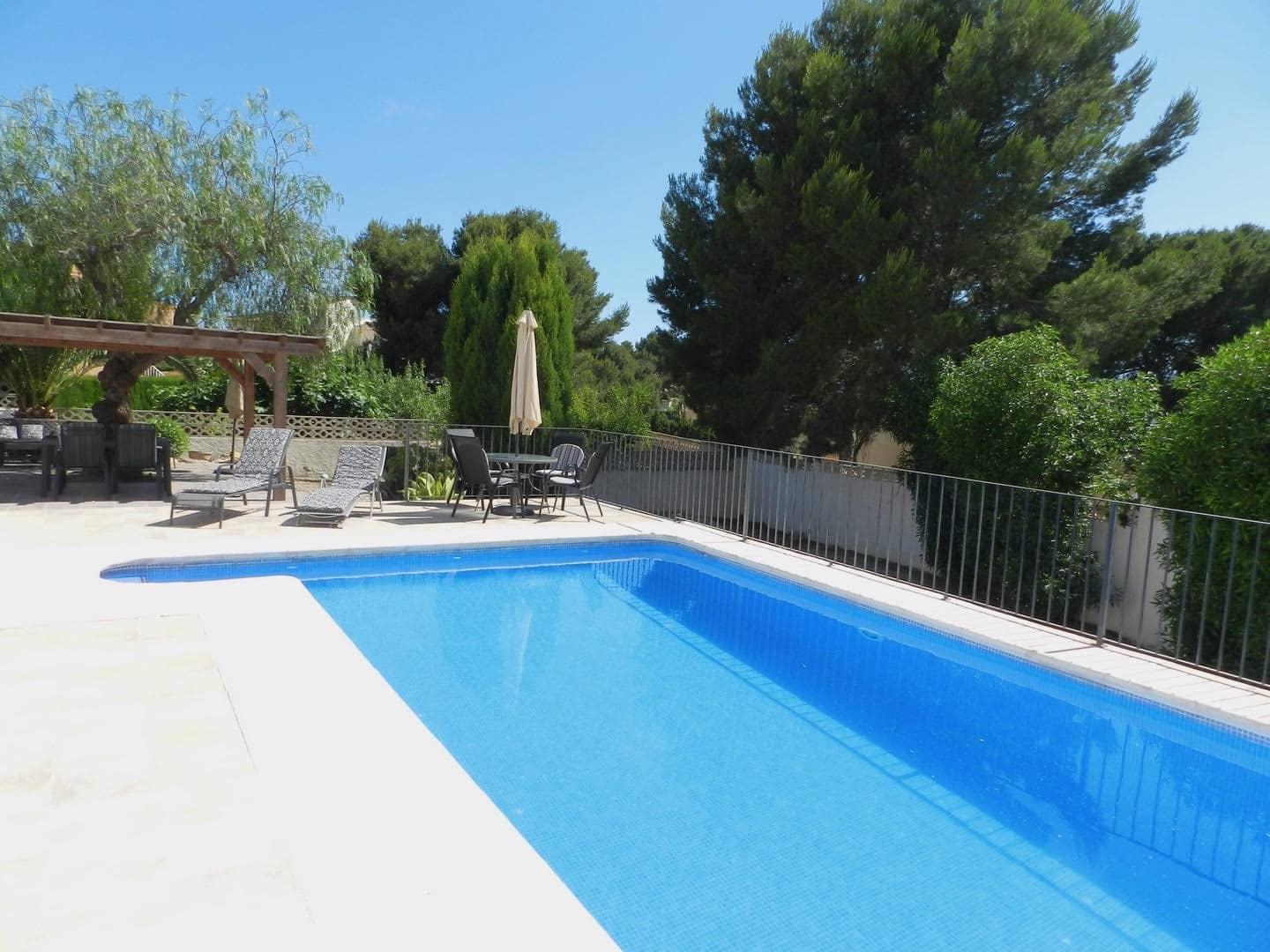 3 bedroom Villa for holiday rental in Calpe / Calp with pool garage - € 860 (Ref: 7433440)