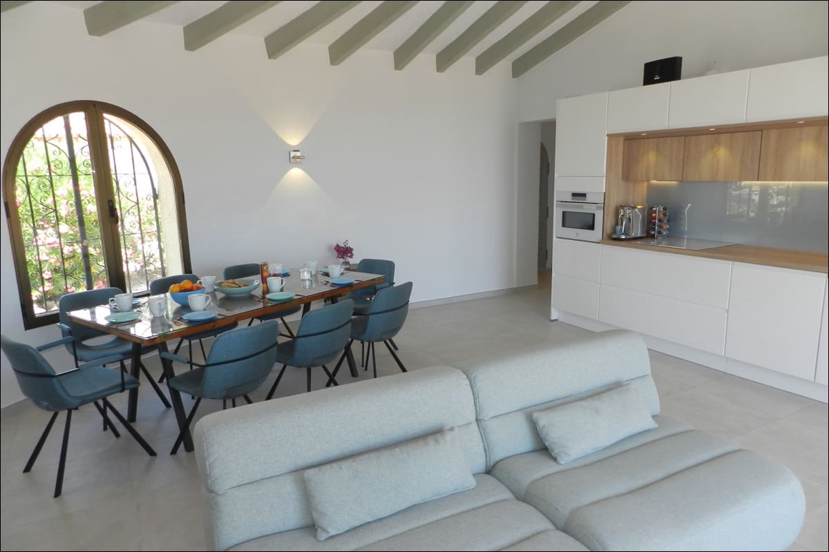 3 sovrum Villa för semesterbostäder i Calpe / Calp med pool - 945 € (Ref: 7459236)