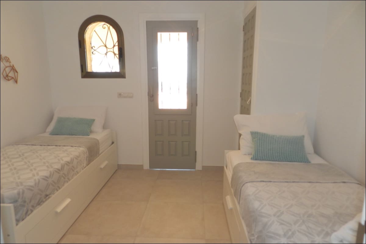 3 sovrum Villa för semesterbostäder i Calpe / Calp med pool - 945 € (Ref: 7459236)