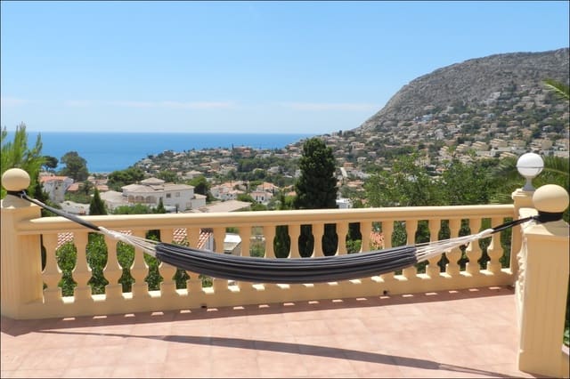 3 bedroom Villa for holiday rental in Canuta, Calpe / Calp with pool - € 945 (Ref: 7459236)