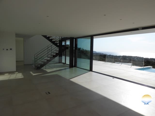 4 bedroom Villa for sale in Benissa with pool garage - € 2,900,000 (Ref: 7676847)