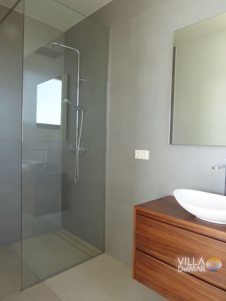 4 bedroom Villa for sale in Benissa with pool garage - € 2,900,000 (Ref: 7676847)