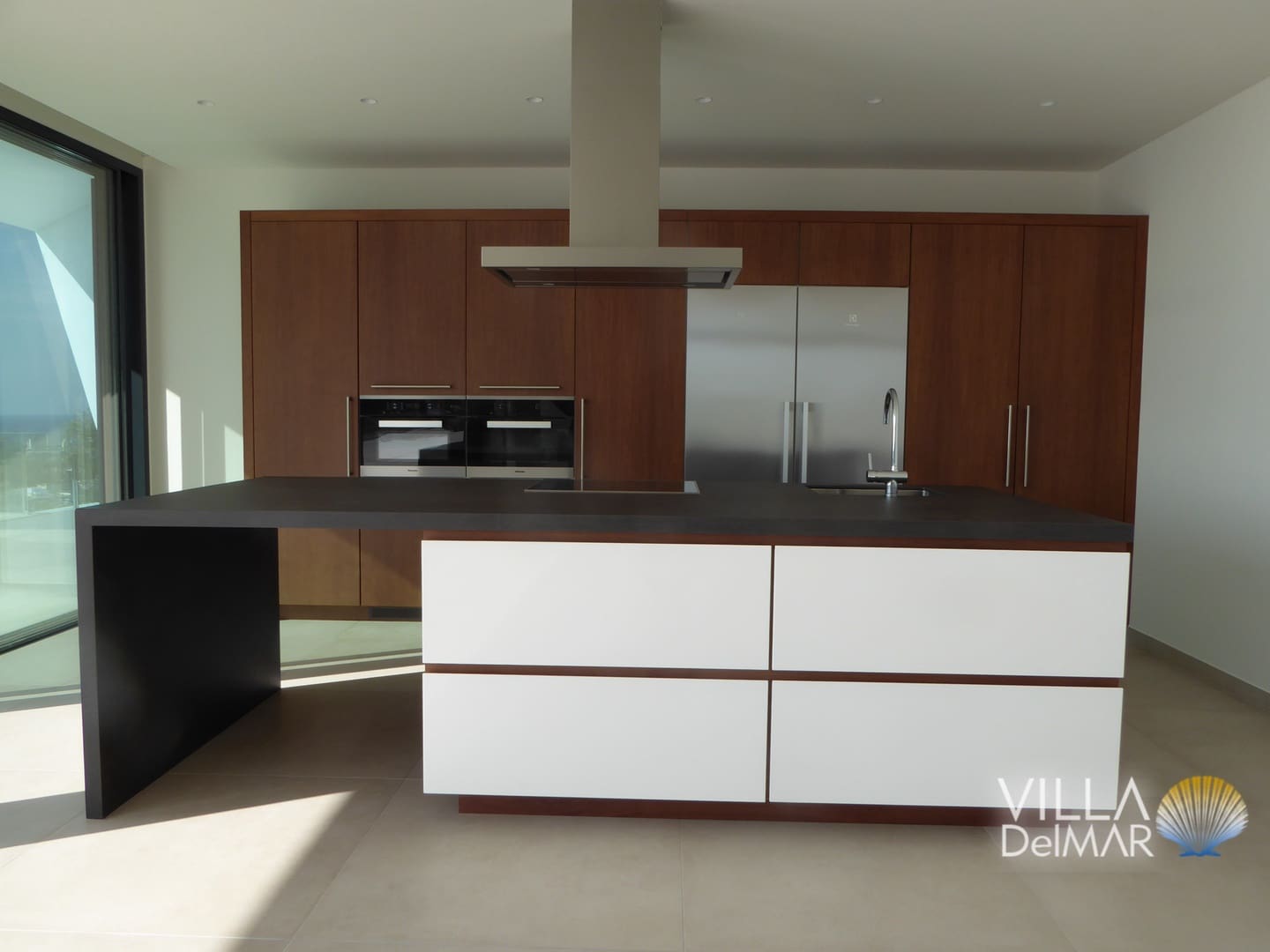 4 bedroom Villa for sale in Benissa with pool garage - € 2,900,000 (Ref: 7676847)