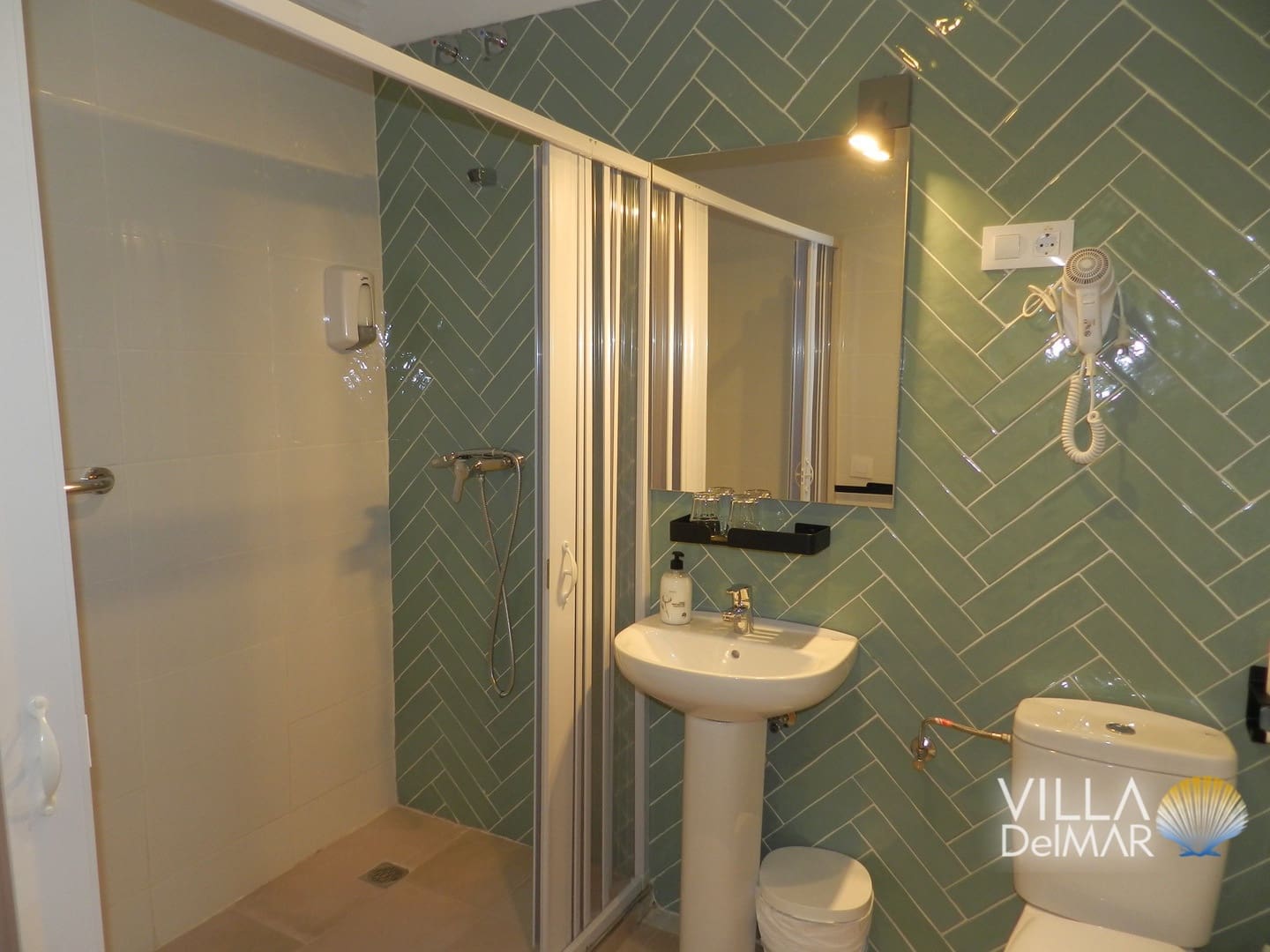 18 soveværelse Hotel til salg i Calpe / Calp - € 1.700.000 (Ref: 7713808)