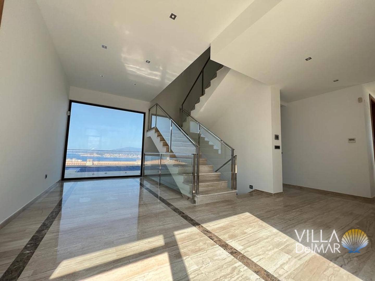 4 slaapkamer Villa te koop in Benidorm met zwembad garage - € 2.650.000 (Ref: 7897303)