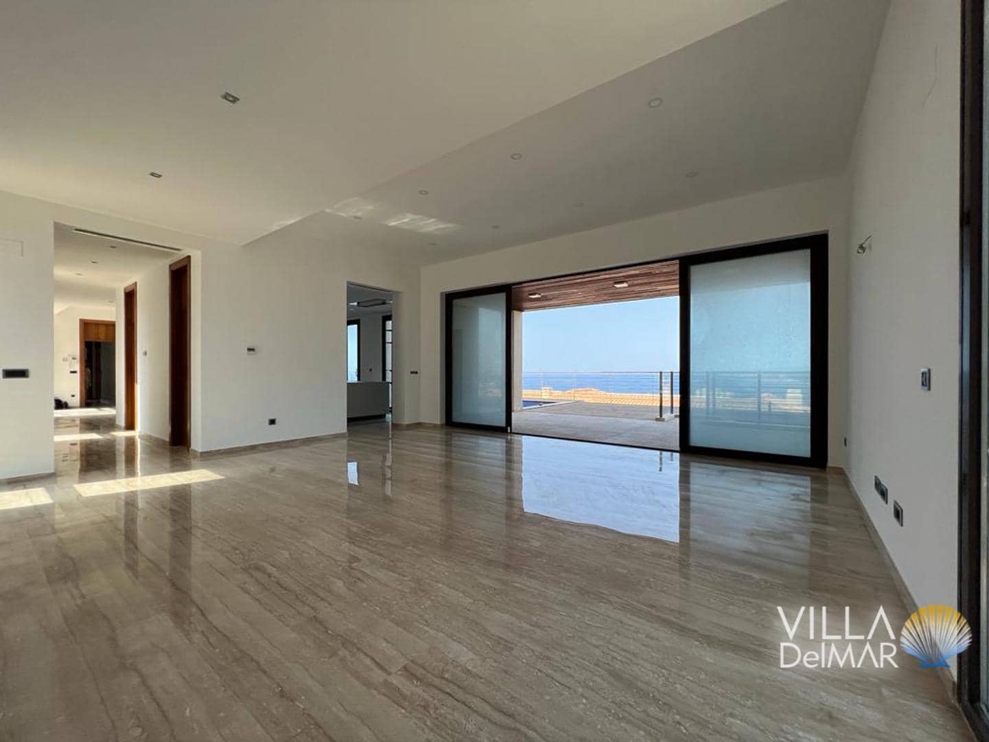 4 slaapkamer Villa te koop in Benidorm met zwembad garage - € 2.650.000 (Ref: 7897303)