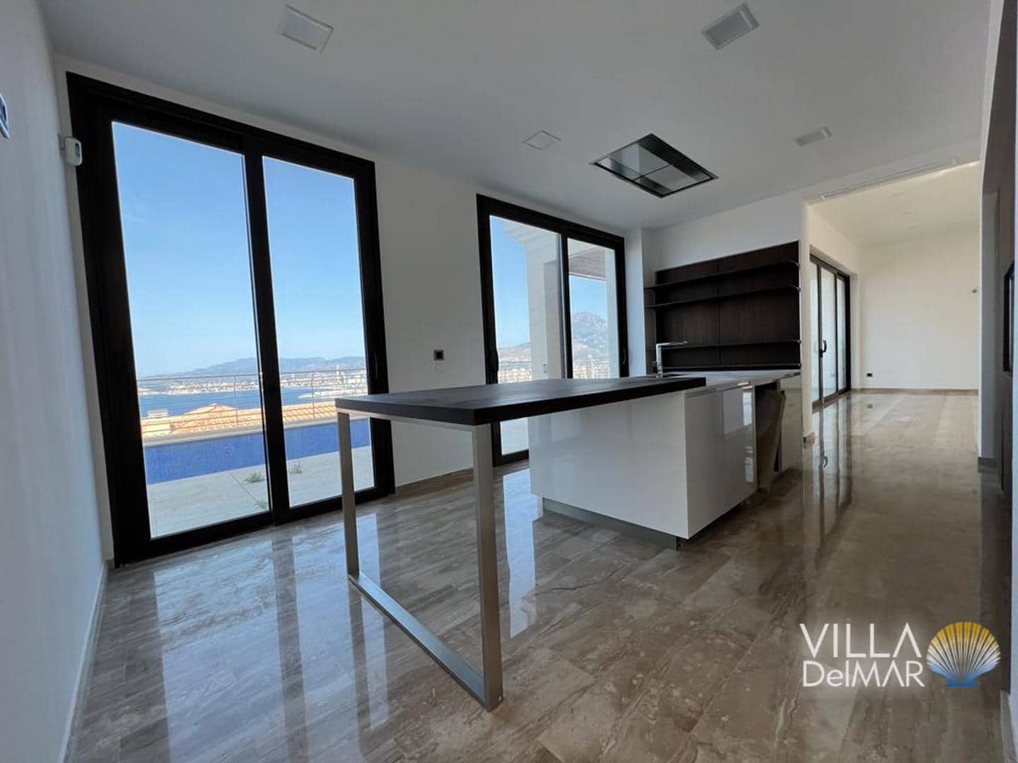 4 slaapkamer Villa te koop in Benidorm met zwembad garage - € 2.650.000 (Ref: 7897303)