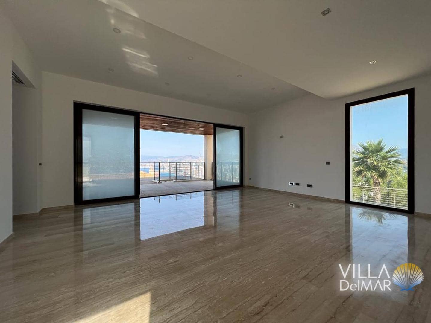 4 slaapkamer Villa te koop in Benidorm met zwembad garage - € 2.650.000 (Ref: 7897303)