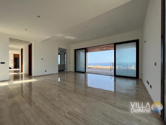 4 bedroom Villa for sale in Poniente, Benidorm with pool garage - € 2,650,000 (Ref: 7897303)