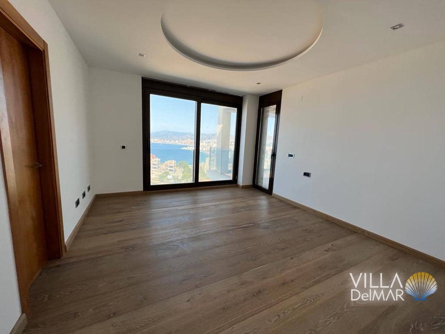 4 slaapkamer Villa te koop in Benidorm met zwembad garage - € 2.650.000 (Ref: 7897303)