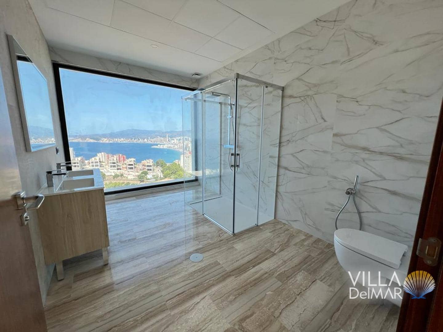 4 slaapkamer Villa te koop in Benidorm met zwembad garage - € 2.650.000 (Ref: 7897303)